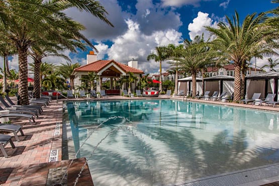Atlis Kendall Square Pool, Florida 